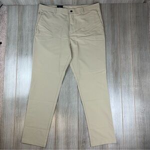 Banana Republic Flat Front Pant 40x34 Core Tamp Commuter Beige NEW Tiny Flaw